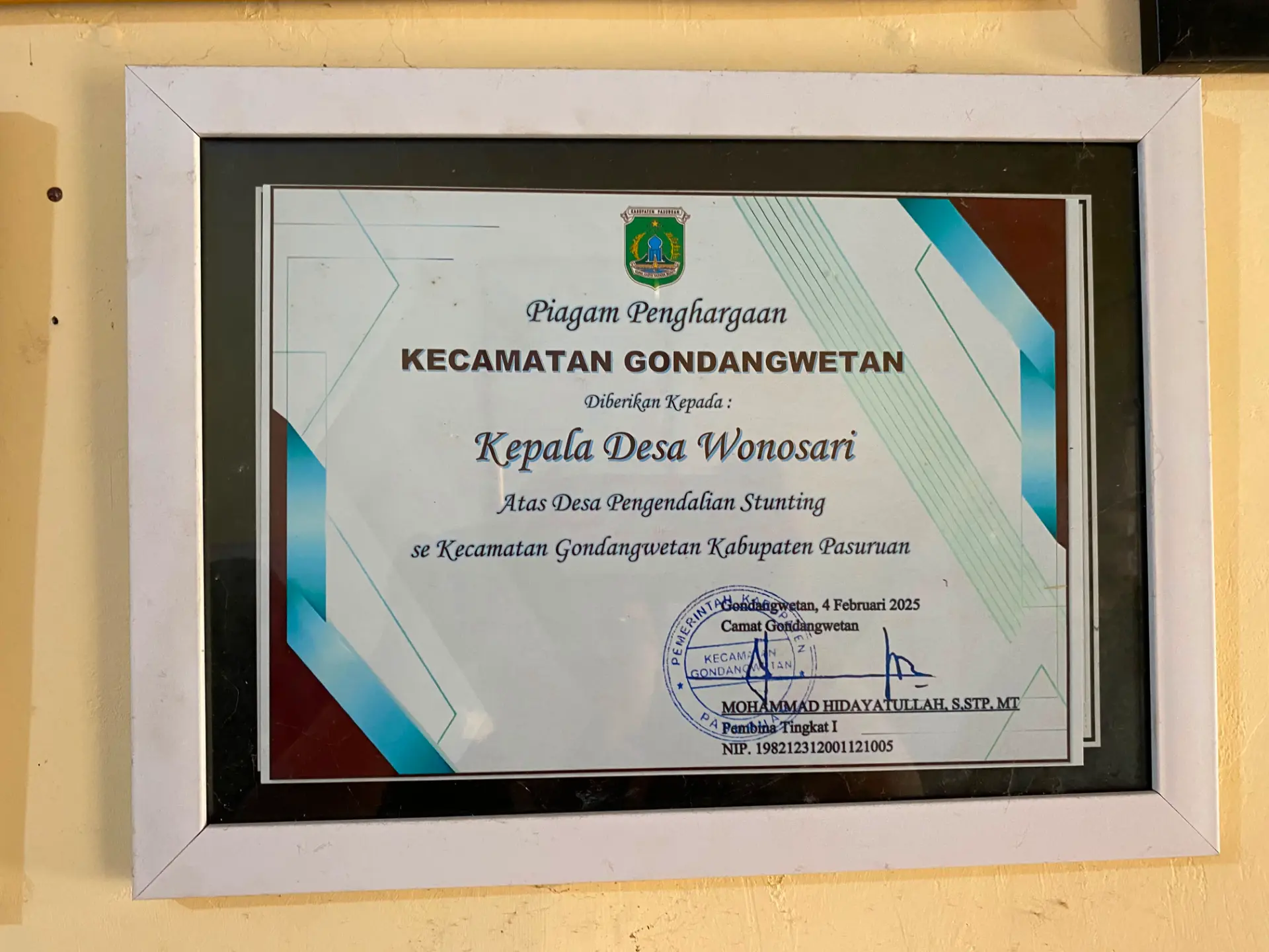 Piagam Penghargaan Desa Pengendalian Stunting Kec. Gondangwetan (2025)